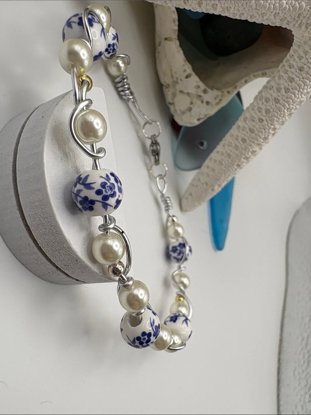 Pearl & Blue Floral Ceramic Bead Bracelet